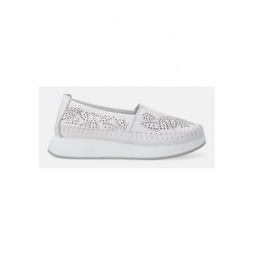 Loafers din piele naturala cu perforatii